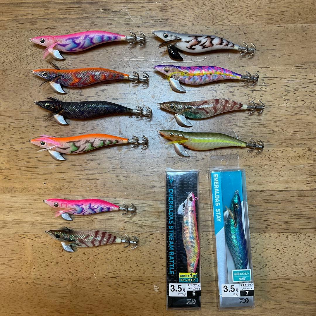 DAIWA Egi (squid jigs) - Sizes 3, 3.5, and 4 (12 pieces total)